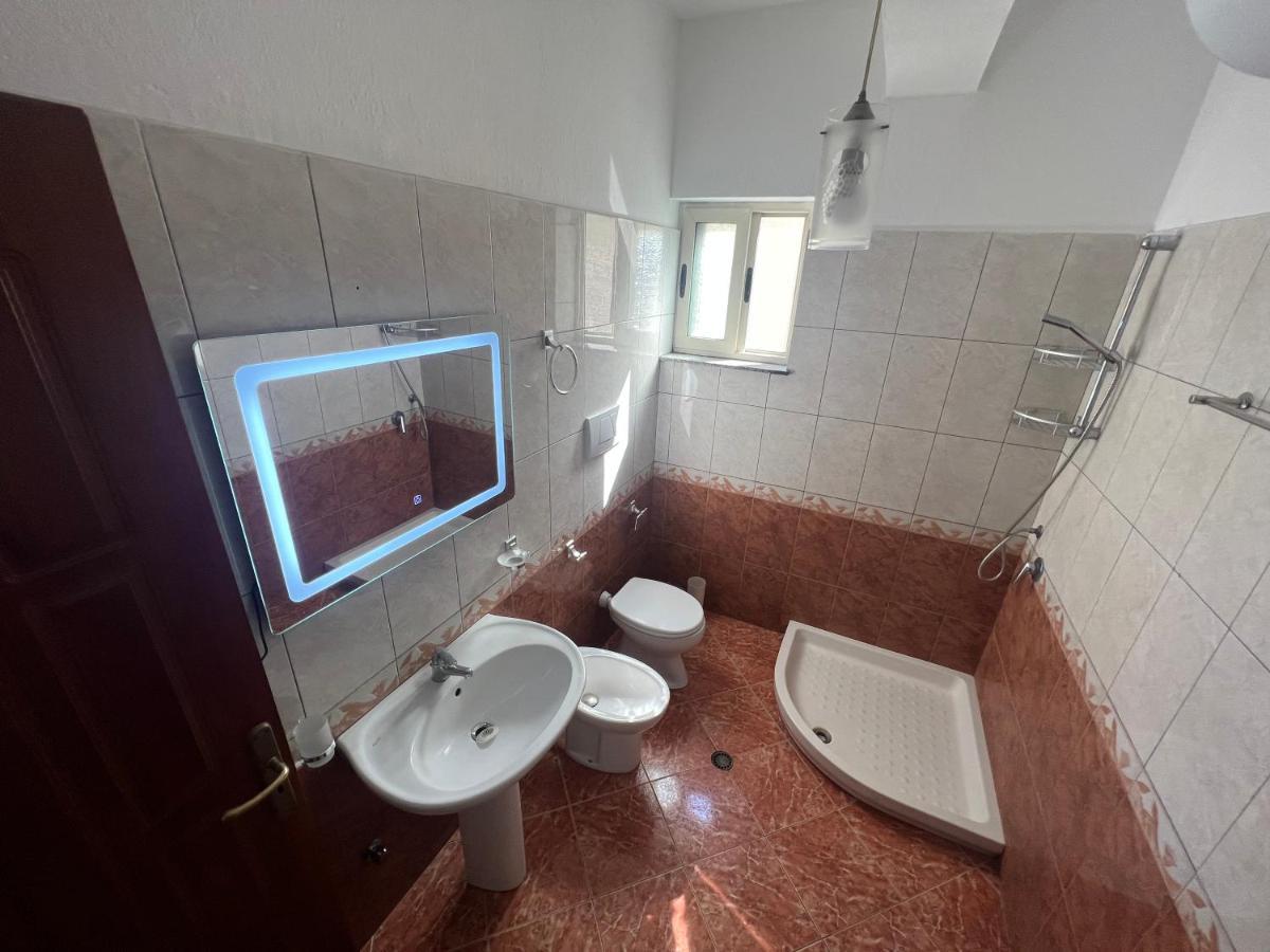 Vivo Apartment Dıraç Dış mekan fotoğraf